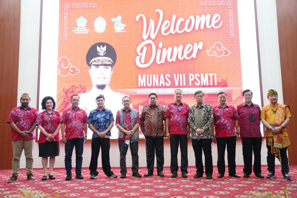Sekretaris Daerah Provinsi Sulsel, Abdul Hayat Gani, menghadiri Munas VII Paguyuban Sosial Marga Tionghoa Indonesia (PSMTI), di Baruga Karaeng Pattingalloang Rujab Gubernur Minggu, 20 Maret 2022.
