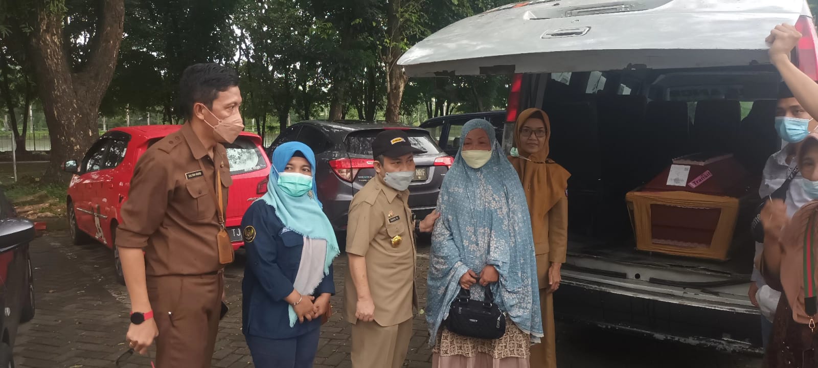 penumpang pada kapal yang mengangkut PMI (Pekerja Migran Indonesia) dari Tanjung Balai menuju ke Malaysia tenggelam di Perairan Tanjung Api, Selat Malaka, Kabupaten Asahan, Provinsi Sumatera Utara pada Sabtu, 19 Maret 2022.