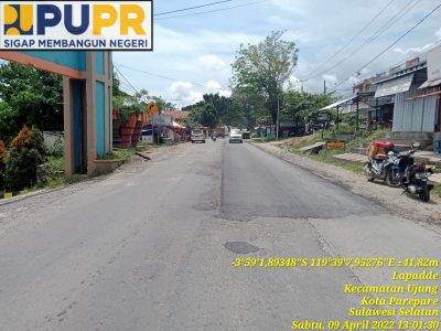 Jalan di nasional di Kota Parepare dan Kabupaten Pinrang