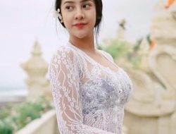Intip Potret Cantiknya Anya Geraldine Pakai Kebaya Tipis di Hari Kartini