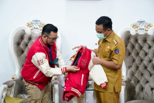 Gubernur Sulsel Andi Sudirman Sulaiman terima panitia pelantikan pengurus IKA Unhas Makassar