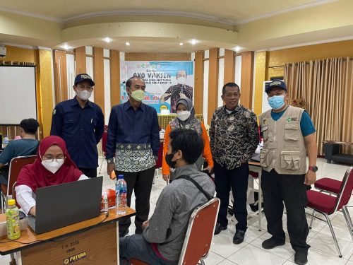 Anggota DPR RI, Ashabul Kahfi gandeng Kemenkes RI gelar vaksinasi tahap ketiga atau booster di Makassar