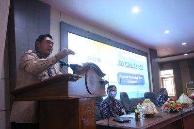 Sekprov Sulsel, Abdul Hayat, di Kantor Gubernur Sulsel, Jalan Urip Sumoharjo Makassar. Foto Humas Pemprov Sulsel, Achmad.