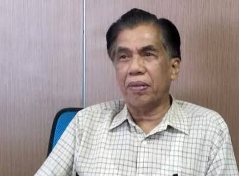 Guru besar Unhas Prof Dr Tahir Kasnawi.