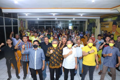 Anggota DPR RI, Hamka B Kady, Ketua Golkar Sulsel Taufan Pawe dan seluruh sahabat Hamka B Kady.