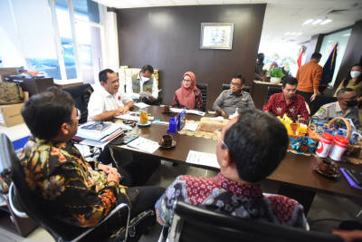Bupati Luwu Utara, Indah Putri Indriani ikut rapat pemantapan kelanjutan Huntap bersama BNPB, di Jakarta.