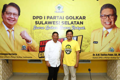 Dewan Pengarah Liga Bringin Golkar Sulsel, Imran Amin Syam dan Ketua Panitia Liga Bringin Golkar Sulsel, Sadat di Kantor Golkar Sulsel, Rabu 29 Juni 2022.