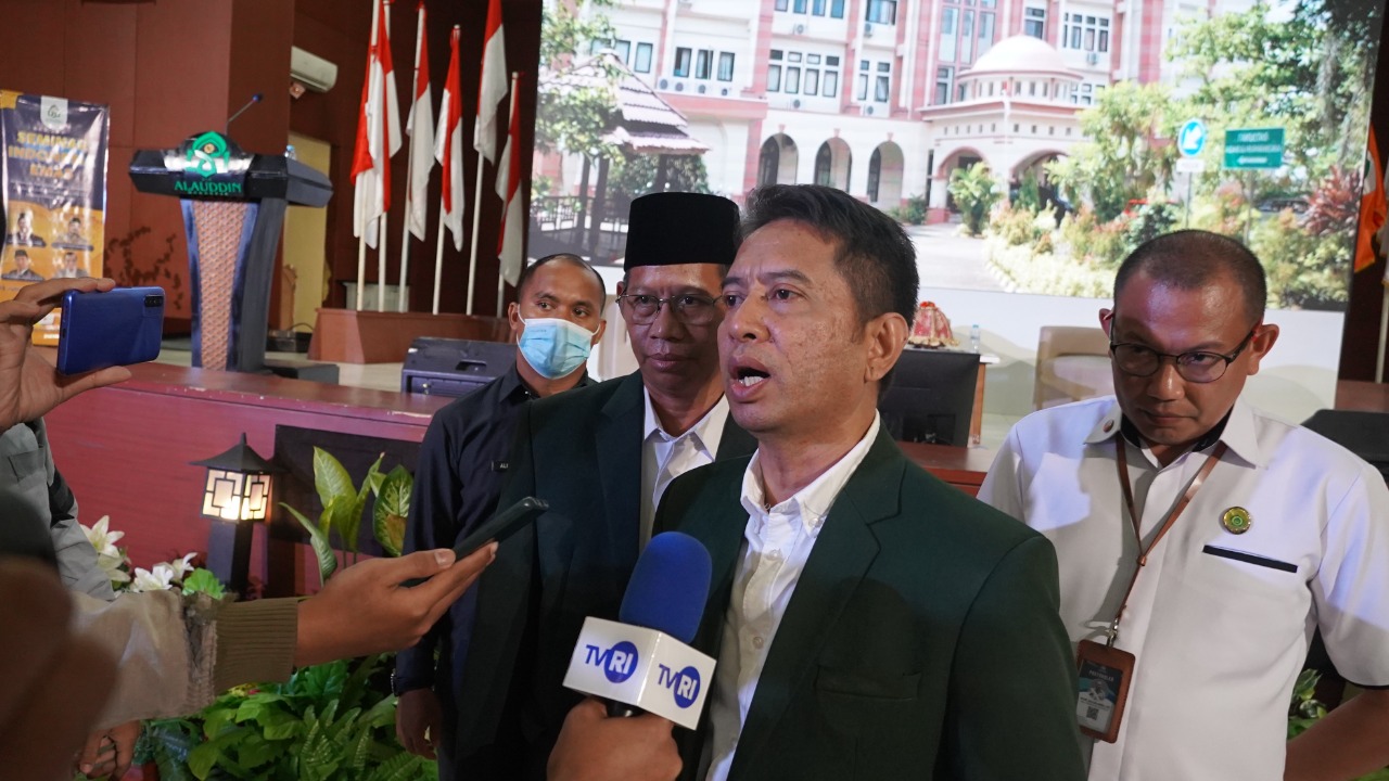 Universitas Islam Negeri (UIN) Alauddin Makassar mengadakan Seminar Indonesia Emas 2045 di Gedung Auditorium Kampus II UIN, Senin (13/6/2022).
