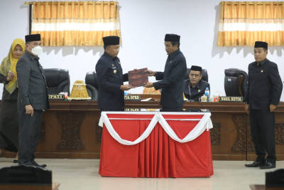 Seluruh Fraksi DPRD Setujui LKPJ Bupati Bantaeng 2021
