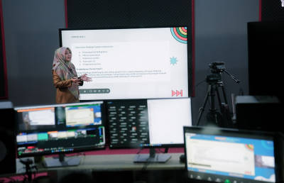 Seluruh pelajar tingkat SMA se Provinsi Sulawesi Selatan pada tahun ajaran 2022/2023 mulai bertahap mendapatkan kuliatas pembelajaran yang seragam. (Dok.Ist)