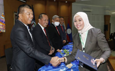 Kepala Dinas Kebudayaan Kota Makassar Hj Andi Herfida Attas saat mengikuti Pelatihan Kepemimpinan Nasional (PKN) Tingkat II Angkat V Pustlatbang KMP LAN RI bersama dengan pejabat pimpinan tinggi Pratama lainnya dari berbagai wilayah di Indonesia