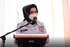 Ketua YKI Cabang Sulsel, Ir. Hj. Liestiaty F. Nurdin, M. Fish