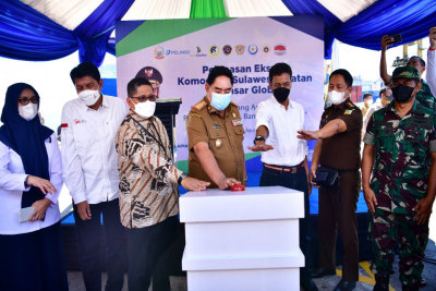 Sekprov Sulsel, Abdul Hayat saat melepas