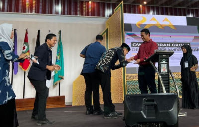 Ketua Umum Pengurus Pusat IKA UNHAS, Dr. Ir. H. Andi Amran SulaIman (AAS) paparkan tips mewujudkan sebuah kesuksesan dihadapan ribuan Mahasiswa Baru (Maba) Institut Agama Islam Negeri (IAIN) Parepare.