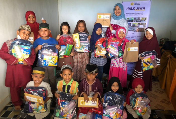 13 anak didampingi orangtua masing-masing, yang dilaksanakan di Rumah Belajar Mengaji pada kec. Mandalle Kab. Pangkajene dan Kepulauan Sulawesi Selatan,