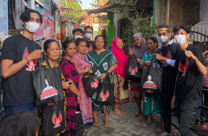 Jaringan relawan Des Ganjar atau Desa untuk Ganjar Pranowo Kota Makassar kembali berbaur dengan masyarakat di beberapa wilayah di Kecamatan Tamalate, Kota Makassar
