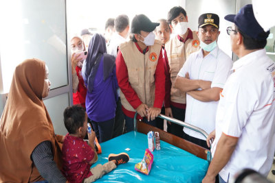 Gubernur Sulawesi Selatan, Andi Sudirman Sulaiman fasilitasi warga Kabupaten Bone untuk ikut operasi bibir sumbing