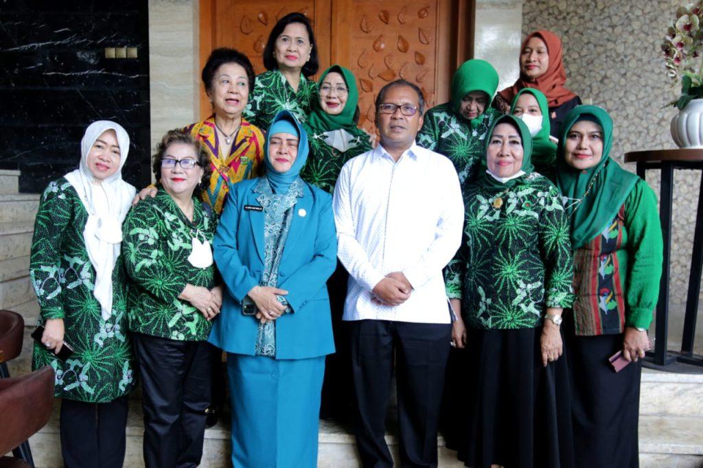 Danny Pomanto Beberkan Peran Perempuan di Pemkot Makassar 13 Wali Kota Makassar, Moh. Ramdhan ‘Danny’ Pomanto memberikan perhatian penuh gender dalam mewujudkan Kota Makassar yang inklusif dan nyaman untuk semua.