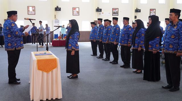 Sekretaris Daerah Provinsi (Sekprov) Sulawesi Selatan (Sulsel), Abdul Hayat lantik Sekda Kabupaten Wajo, Armayani jabat sebagai Ketua Korps Pegawai Republik Indonesia (Korpri) Kabupaten Wajo.