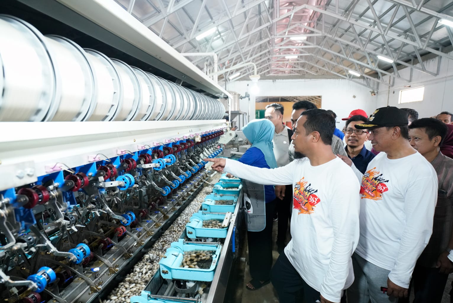 peresmian Unit Pengelolaan Sutera UPT Logam Alsintan dan Tekstil Dinas Perindustrian Sulsel di Sempange, Pakkana, Kecamatan Tana Sitolo, Kabupaten Wajo
