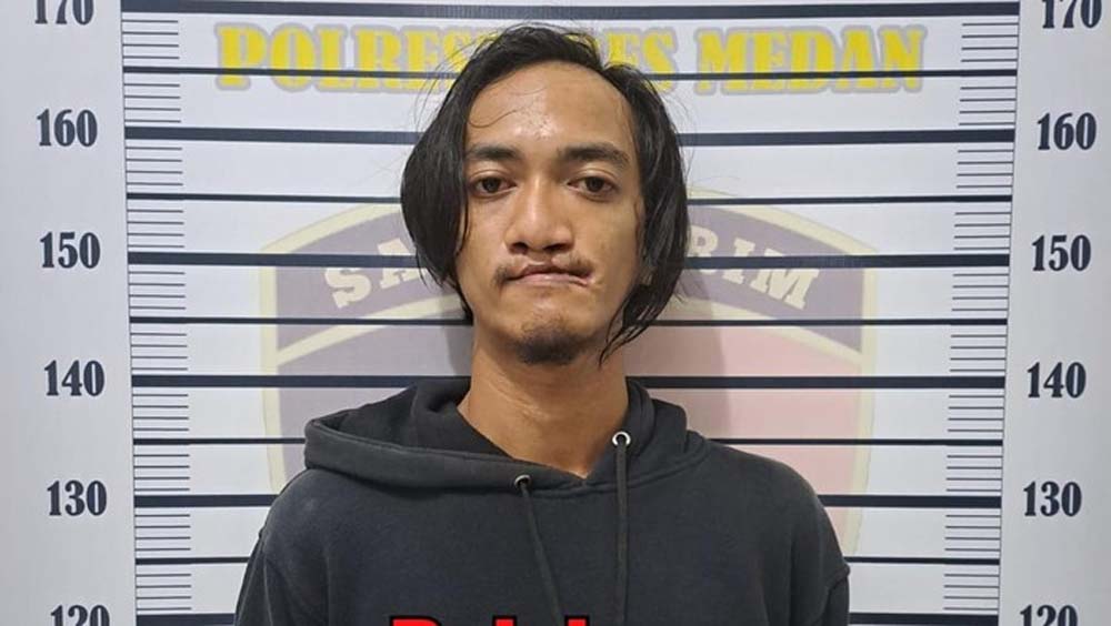 Pelaku bernama Rizky Lewa alias Reza (25), warga Jalan Paya Bakung Desa Terang Bulan Sunggal.