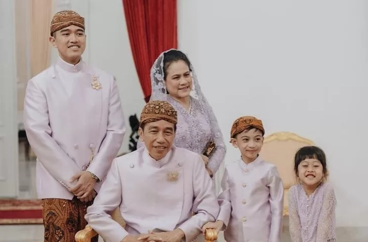 Presiden Ke-7 RI, Ir. Joko Widodo saat bersama keluarga. (Foto: Dok Istimewa).