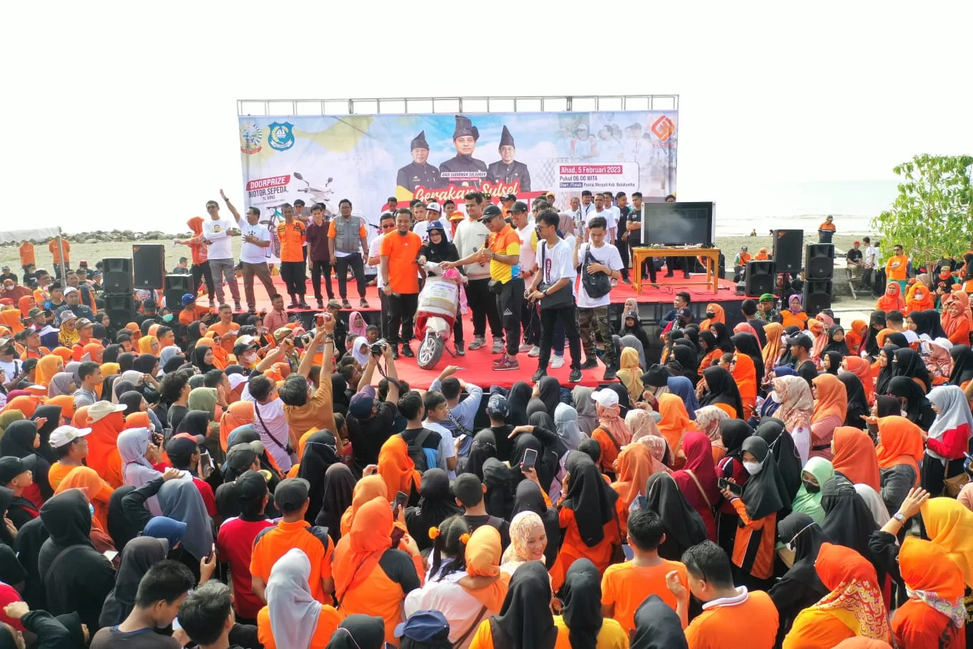 Sulsel Anti Mager, Guru SLB dan Guru Honorer di Bulukumba ini Dapat Hadiah Utama Motor