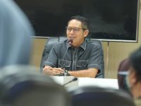 Ketua DPRD Makassar Supratman, bersilaturahmi dan berdiskusi dengan Tim Anti Kejahatan dan Kekerasan (Jatanras) Polrestabes Kota Makassar, Sabtu, (15/03/2025).