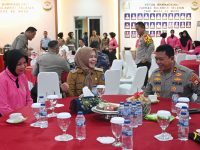 Launching Penguatan Program Pekarangan Pangan Lestari (P2L) melalui pendekatan terintegrasi dan berkelanjutan dalam rangka mendukung Ketahanan Pangan dan Program Makan Bergizi Gratis (MBG) dilaksanakan di pekarangan lapangan Polda Sulsel, Senin, 24 Februari 2025.
