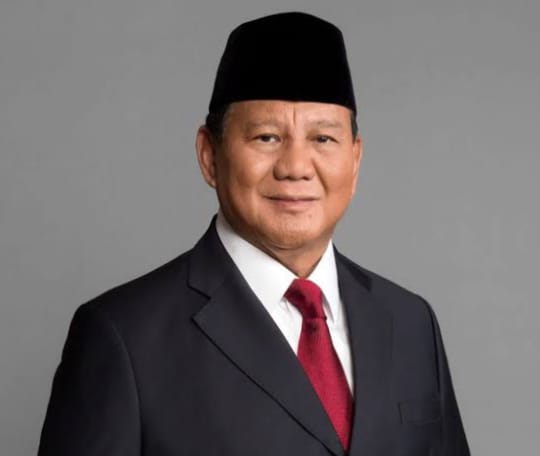 Presiden Prabowo Subianto menginstruksikan penerbitan aturan baru terkait perlindungan bagi pekerja yang mengalami pemutusan hubungan kerja (PHK).