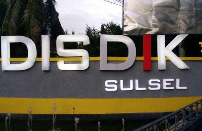 Tampak depan kantor Dinas Pendidikan Pemprov Sulsel