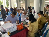 Bupati dan Wakil Bupati Bantaeng terpilih, Uji Nurdin dan H. Sahabuddi saat tes kesehatan, persiapan pelantikan serentak kepala daerah.