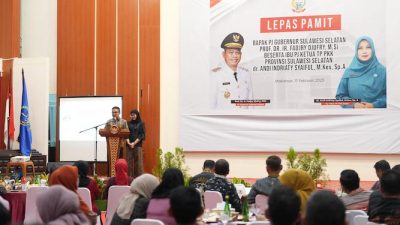 Sekda Pemprov Sulsel Jufri Rahman saat bersama Melani Simon 1