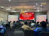Rapat Evaluasi Badan Ad Hoc Pemilihan Gubernur dan Wakil Gubernur serta Wali Kota dan Wakil Wali Kota Parepare yang digelar di Hotel Aryaduta, Kota Makassar pada Minggu, 26 Januari 2025.