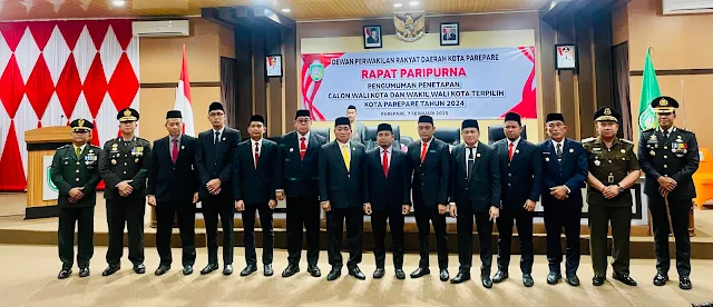Penjabat (Pj) Wali Kota Parepare, Abdul Hayat Gani menghadiri Rapat Paripurna DPRD dalam rangka Penetapan Wali Kota dan wakil Wali Kota Parepare Tahun 2025-2030 di Ruang Rapat Kantor DPRD Kota Parepare