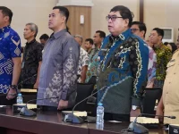 Pj Wali Kota Parepare, Abdul Hayat menghadiri Rapat koordinasi (rakor) bersama Forum Koordinasi Pimpinan Daerah (Forkopimda) se-Sulawesi Selatan (Sulsel).