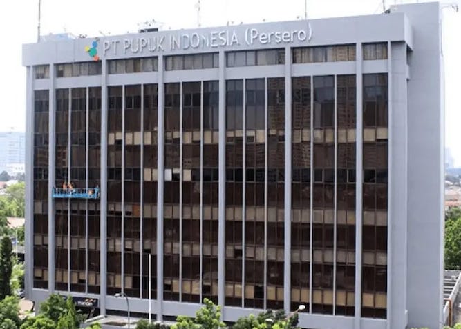 Tampak depan kantor PT Pupuk Indonesia