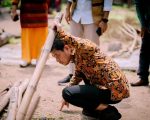 Bupati Dompu, Bambang Firdaus, bersama Pelaksana Tugas (Plt) Kepala Dinas Perumahan Rakyat dan Kawasan Permukiman serta sejumlah pejabat Pemkab Dompu meninjau langsung lokasi bencana longsor di Kelurahan Dorotangga dan Kandai Satu, Selasa 4 Maret 2025.
