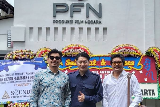 Kata Ifan, sebelum peroleh tawaran, sebenarnya sudah ada beberapa kandidat yang diusung untuk memimpin BUMN perfilman ini. Namun semuanya keberatan memegang amanah tersebut, mengingat kondisi yang diderita PFN saat ini cukup rumit.