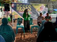 Anggota DPRD Makassar, Hj Umiyati menggelar Reses kedua masa sidang kedua tahun 2024/2025 di Jalan Dg Hayo Lr 4 RT 05 RW 02, Kelurahan Bitowa, Kecamatan Manggala, Selasa (11/3/2025).