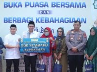 Ketua DPRD Kota Makassar, Supratman menyatakan komitmennya untuk memperjuangkan bantuan dana pembangunan Masjid Al Kautsar Pesona Prima Griya melalui APBD Kota Makassar tahun 2025.