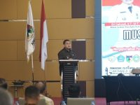 Wali Kota Makassar Munafri Arifuddin menghadiri Musyawarah Komisariat (Muskomwil) Luar biasa, Asosiasi Pemerintah Kota Seluruh Indonesia (APEKSI) Komisariat Wilayah (Komwil) VI, di Hotel Aston Makassar, Kamis 24 April 2025.