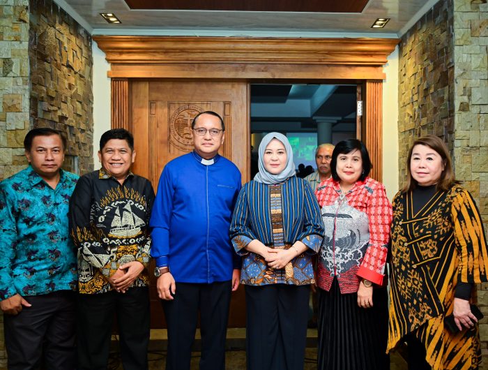 Kegiatan yang digagas oleh Persatuan Masyarakat Kristen Indonesia Timur (PMKIT) Sulsel ini menjadi momen persatuan lintas gereja dan lintas generasi, sekaligus refleksi atas peran pemuda dalam menjaga perdamaian dan keberagaman.