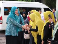 Ketua Tim Penggerak PKK Kota Parepare, dr Andi Arfiah Tasming kembali menunjukkan komitmen dan kepeduliannya terhadap dunia pendidikan di Kota Parepare.