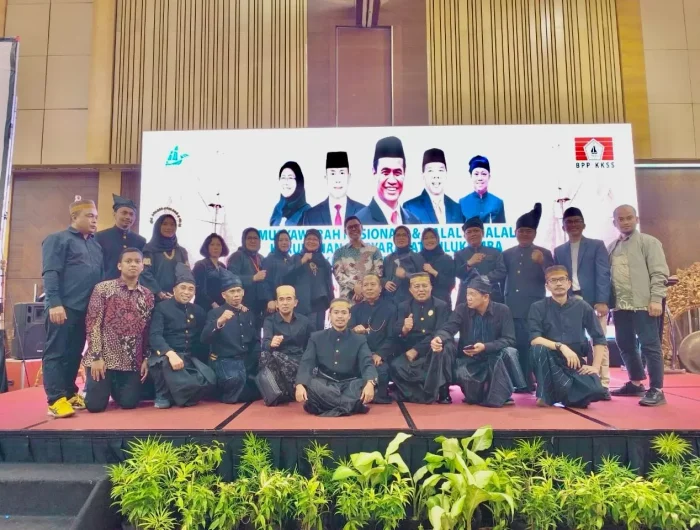 Musyawarah Nasional (Munas) I Dewan Pimpinan Pusat Kerukunan Masyarakat Bulukumba (DPP KM Bulukumba) resmi dibuka oleh Wakil Bupati Bulukumba Andi Edy Manaf di Hotel Ciputra Jakarta Barat, 25 April 2025