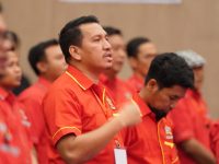 Anggota Fraksi Golkar DPRD Kota Palopo, Sadam, saat mengikuti Pelantikan SOKSI se-Sulawesi Selatan, di Ballroom Hotel Gammara Kota Makassar, Sabtu 26 April 2025.