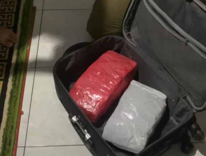 Temuan itu diduga berkaitan dengan praktik suap untuk memengaruhi putusan bebas terhadap tiga terdakwa korporasi dalam perkara ekspor ilegal CPO.