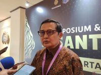 Didin, menilai kebijakan tarif timbal balik Amerika Serikat berpotensi menekan rupiah lebih dalam dan mengganggu stabilitas keuangan perusahaan sehingga menyebabkan PHK massal.