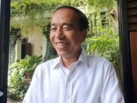 Presiden ke-7 Republik Indonesia, Joko Widodo, resmi melaporkan dugaan pencemaran nama baik terkait tuduhan ijazah palsu ke Polda Metro Jaya pada Rabu (30/4/2025).