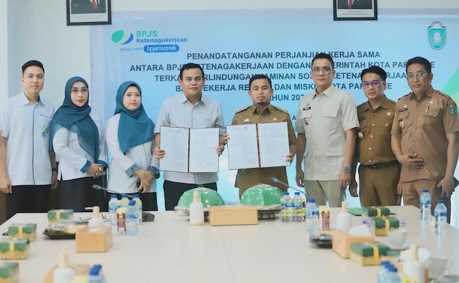 Wali Kota Parepare, Tasming Hamid, resmi menandatangani perjanjian kerjasama dengan BPJS Ketenagakerjaan